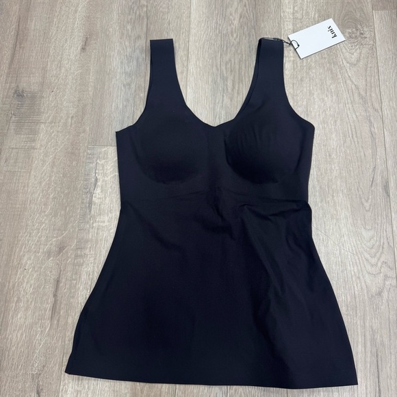 NWT Knix Evolution Tank Size Small Black  KXTANK101BS Shapewear Removanle Cups - Picture 1 of 8